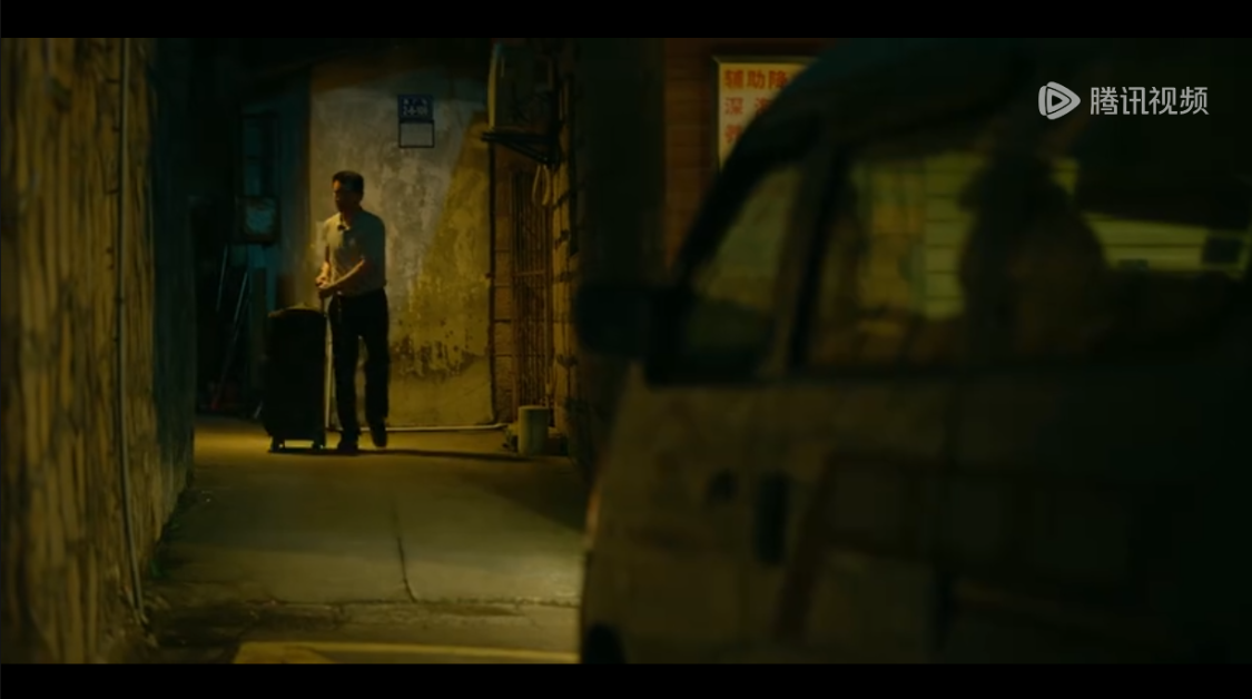 连看6集《重影》悬疑精彩，高叶一如既往美艳飒爽，但却让人失望封面图