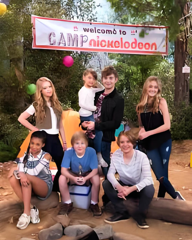 尼克儿童频道火热夏令营特辑封面图